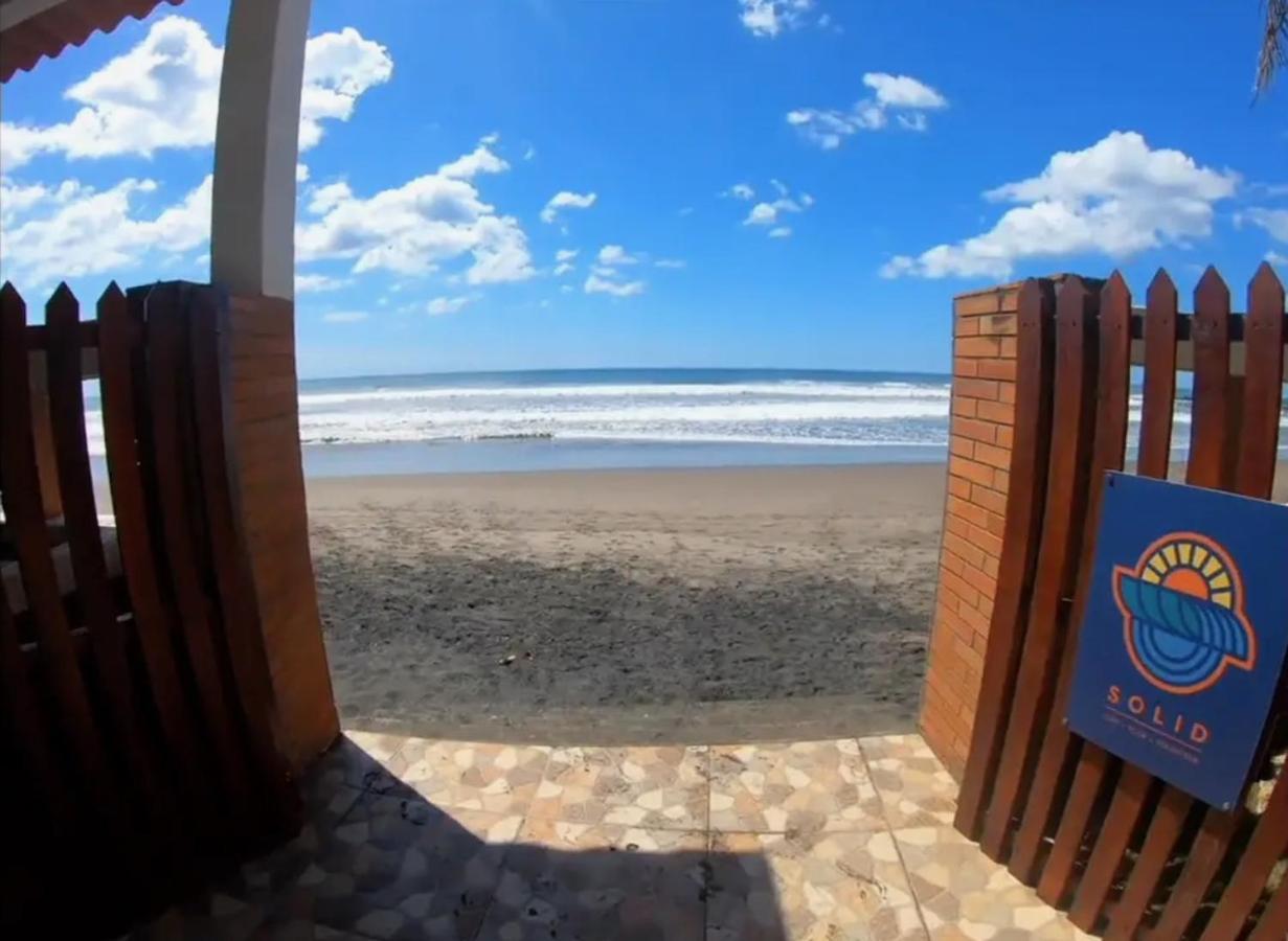 Solid Surf Camp Hostel Nicaragua Transito Exterior photo